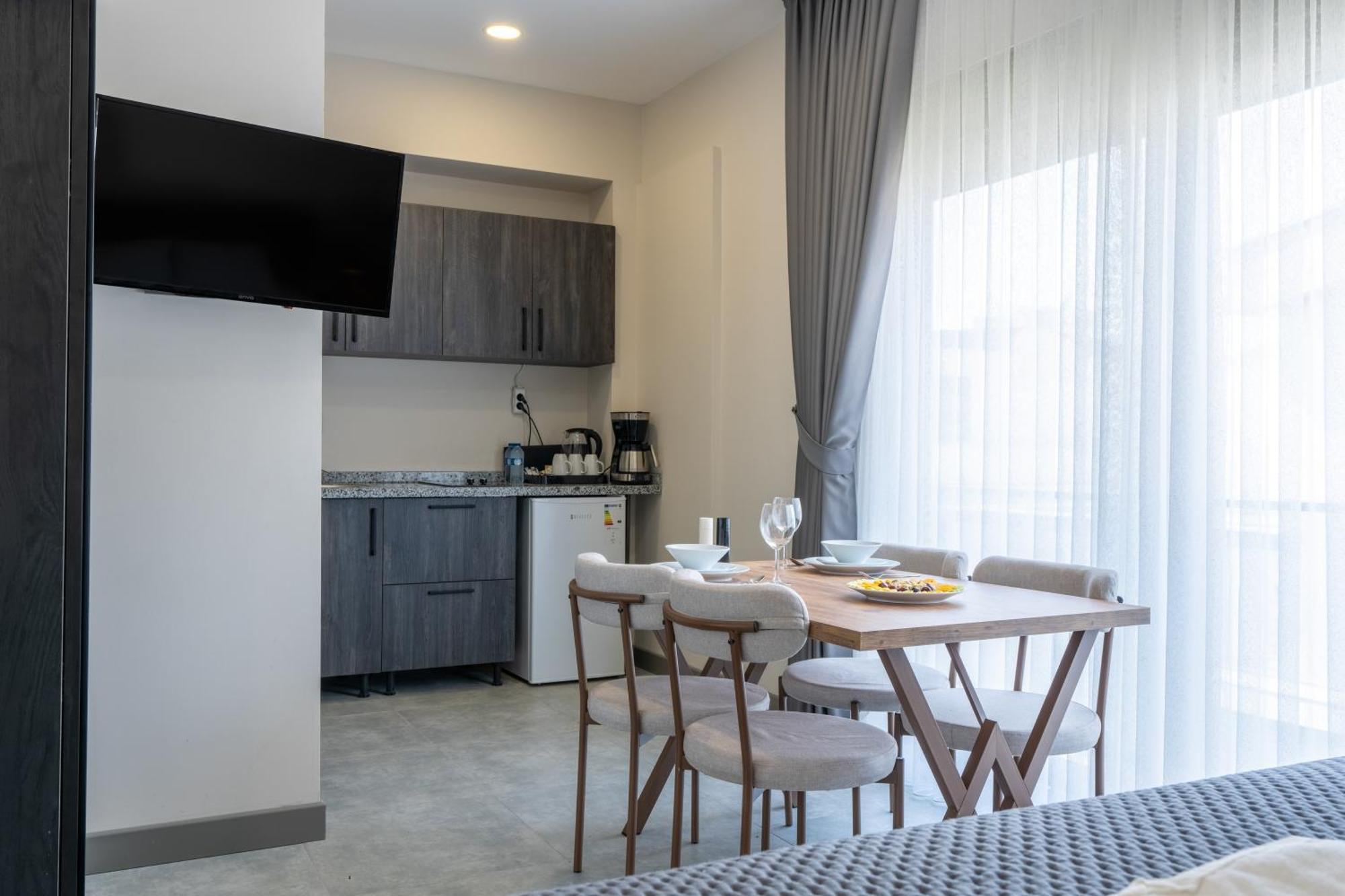 Loi Suite Antalya Luaran gambar