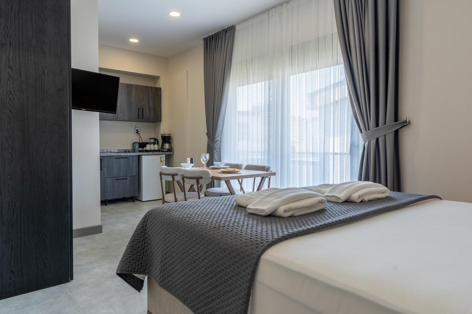 Loi Suite Antalya Luaran gambar